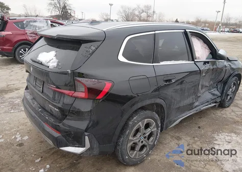 2024 BMW X1 xDrive28I из США, поврежденный, VIN WBX73EF08R5Z85466